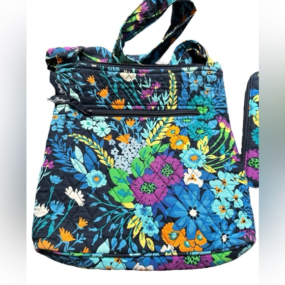 Gently Used Vera Bradley Set - Picture 4 of 11